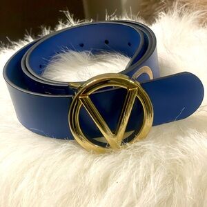 Valentino by Mario Valentino Bessy Gold Leather Be Size: MD